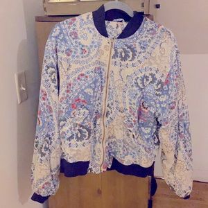 Spring free people bomber